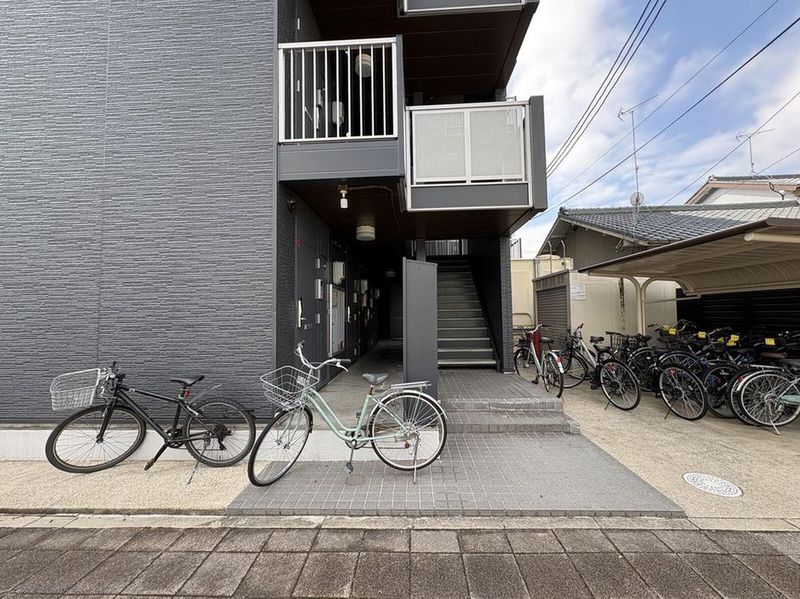 leopalace Sakae Entrance