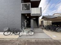 leopalace Sakae Entrance