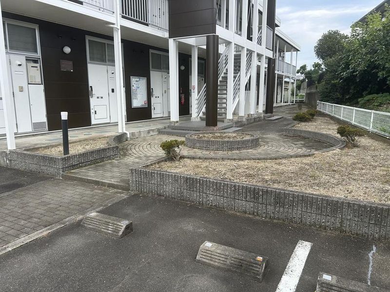 レオパレスＦＵＭＡ エントランス