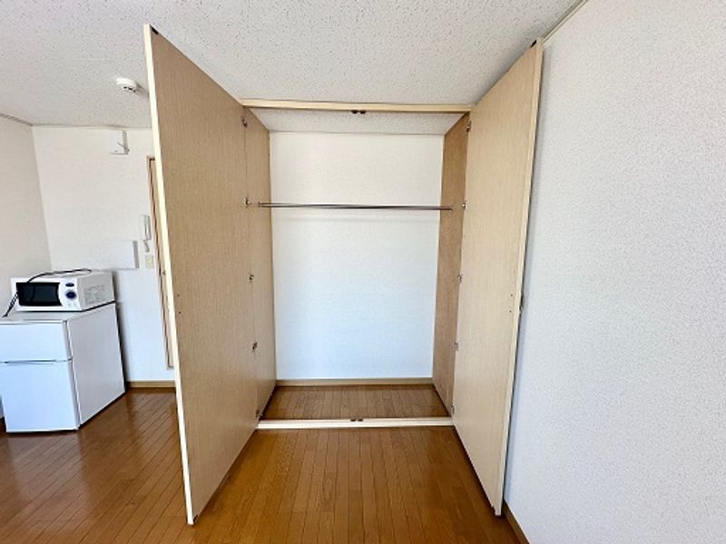 レオパレスリヴェール 収納