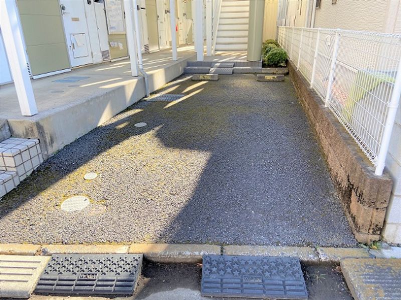 レオパレス向陽 駐車場