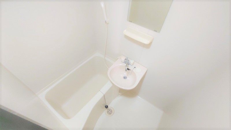 レオパレスかなえ 風呂