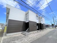 レオパレスニュー千代 外観