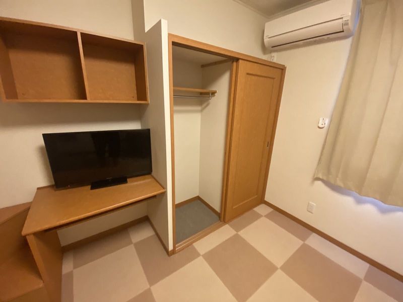レオパレスかすもり 収納