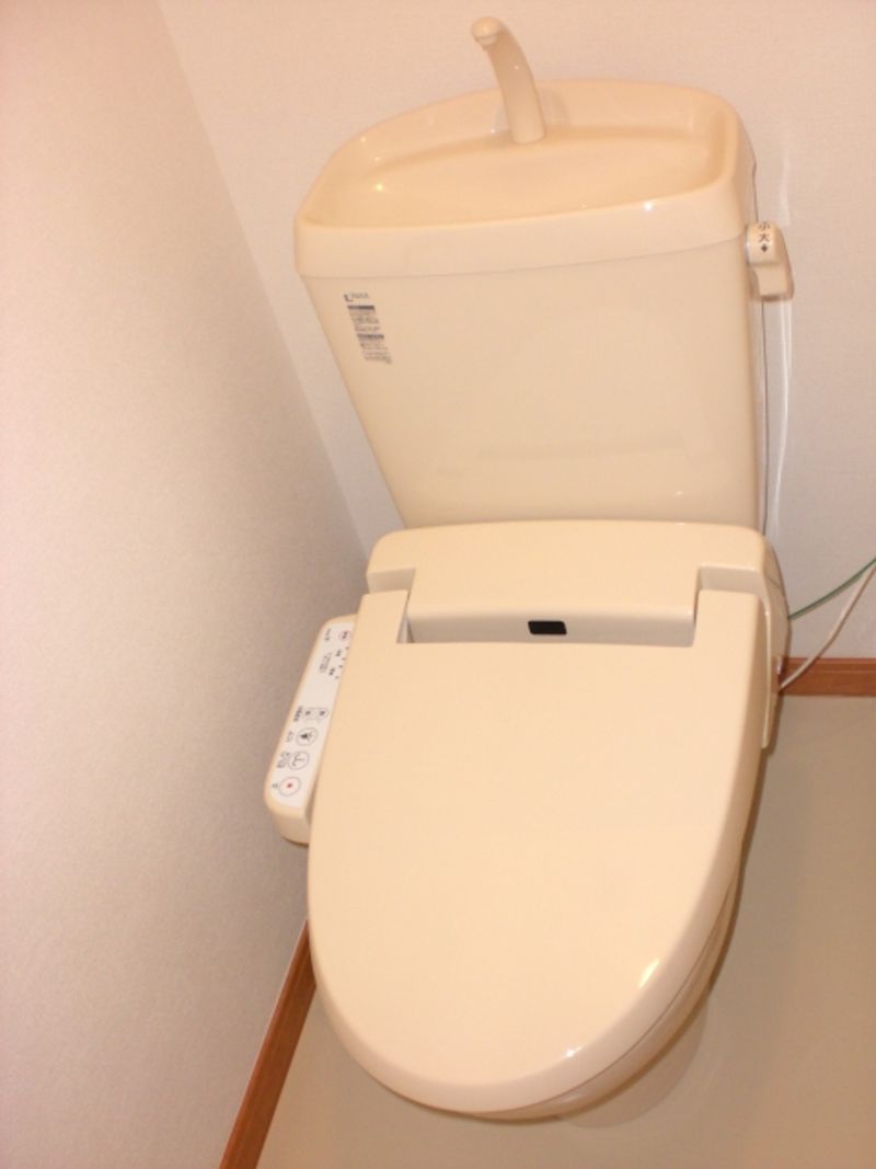 レオパレス南城 トイレ