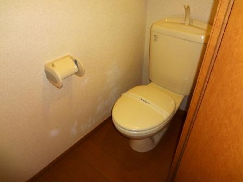 レオパレスオークス東金 トイレ
