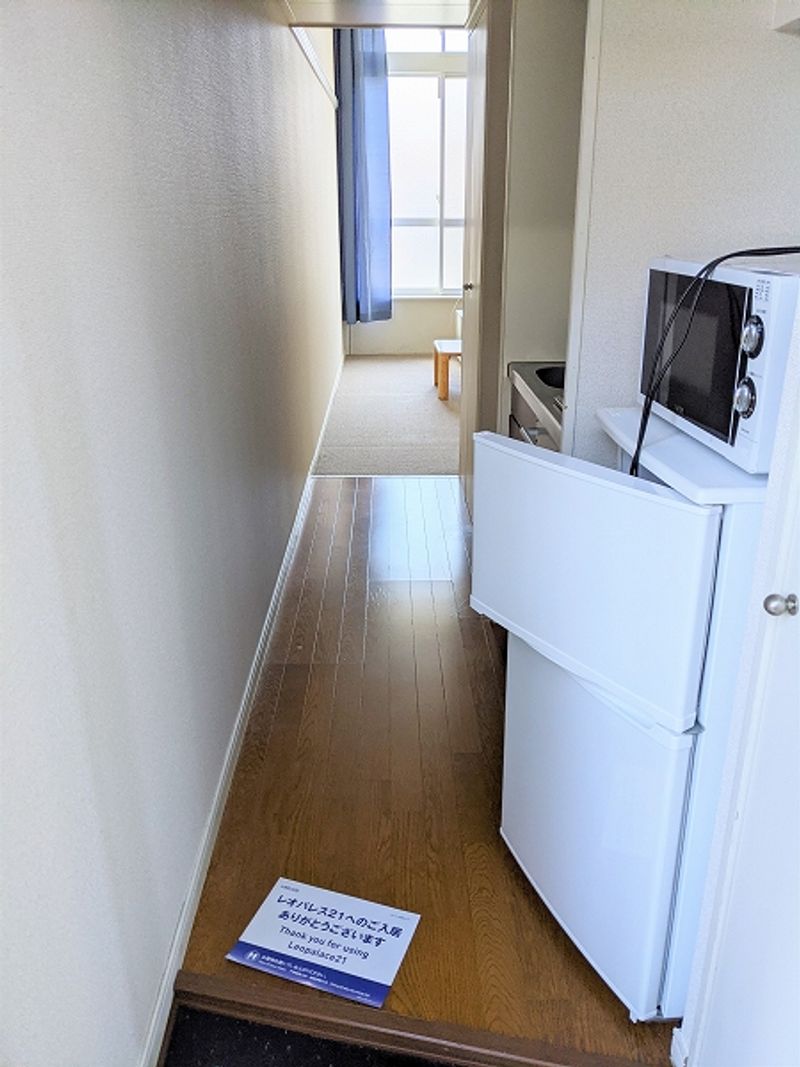レオパレスクレール 玄関