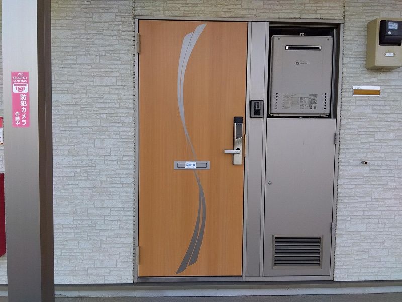 クレイノパーシモン寿 玄関