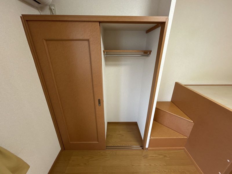 レオパレスグリーンヒル古宮 収納
