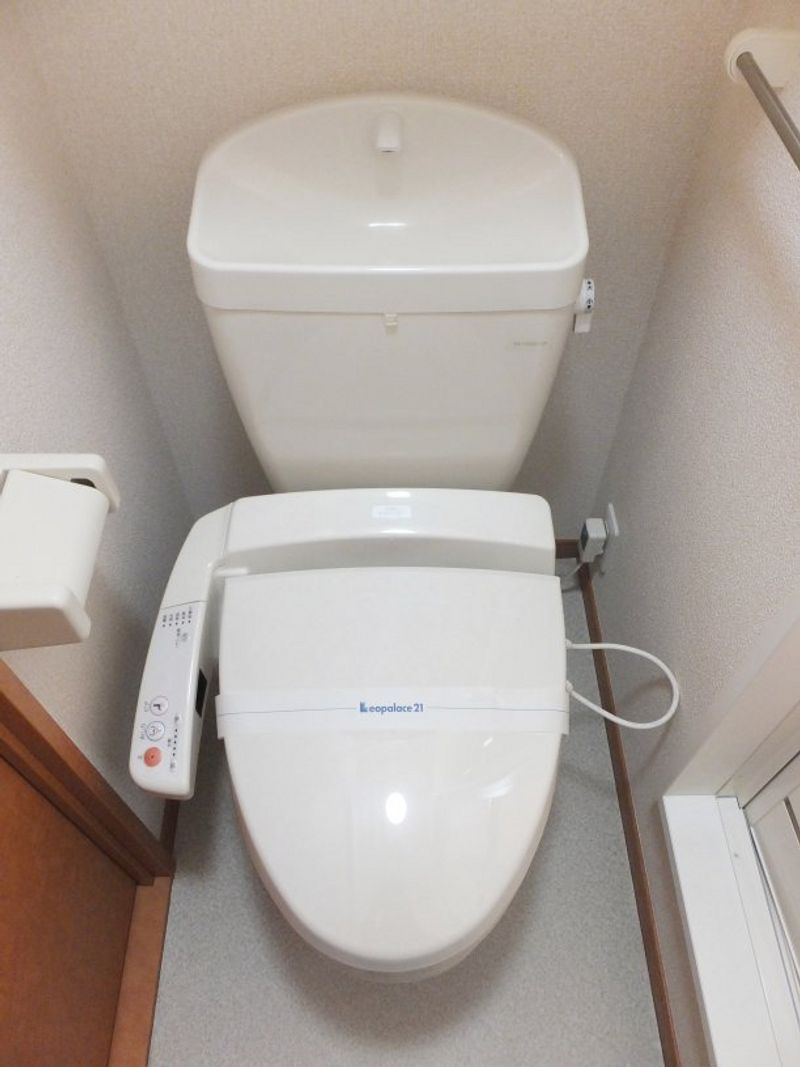 レオパレスＭＯＲＩＥ トイレ