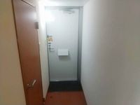 レオパレスサニーサイドＬ 玄関