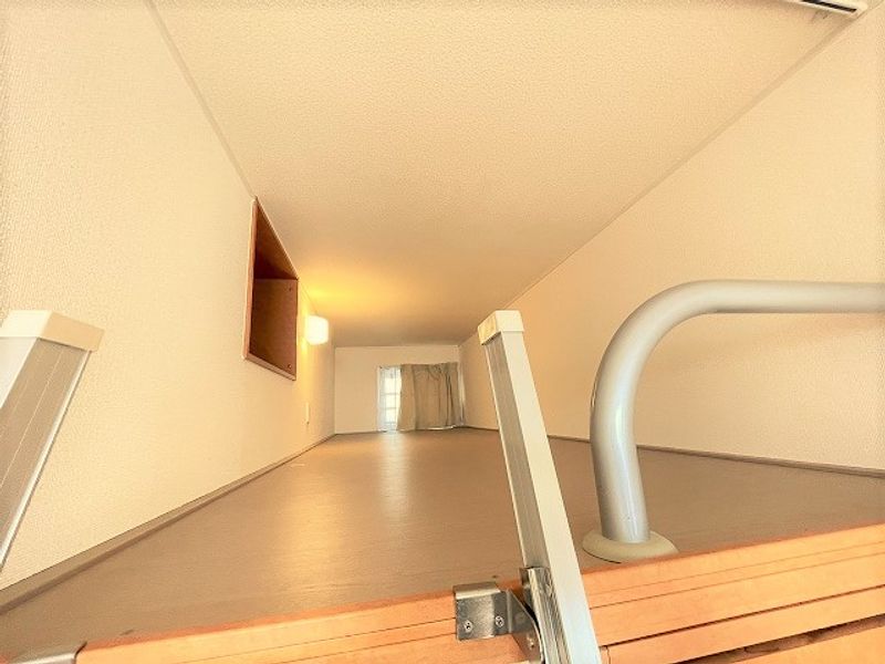 レオパレスコーポ横尾 居間
