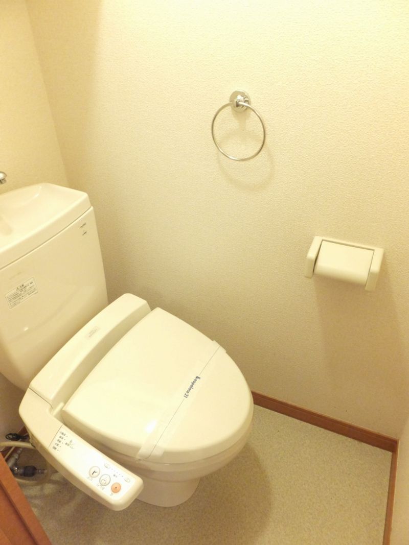 レオパレス桃木 トイレ