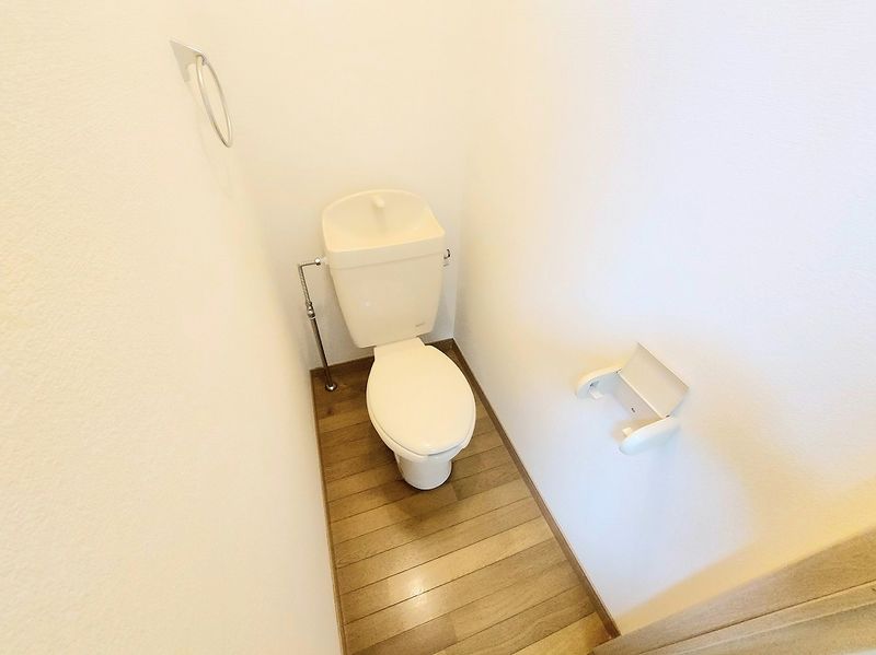 レオパレスセント・クロス トイレ