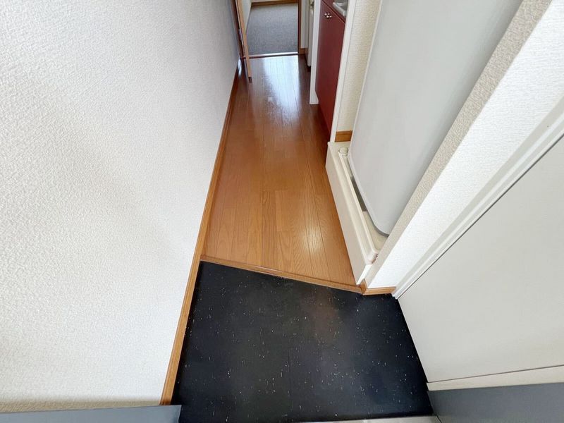 レオパレスサンシャインⅡ 玄関
