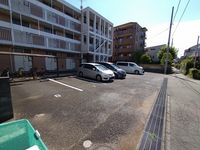 レオパレスＳｏｕｔｈ　Ｖｉｌｌａｇｅ 駐車場