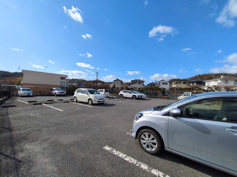 レオパレスＹ．ＤＲＥＡＭ 駐車場