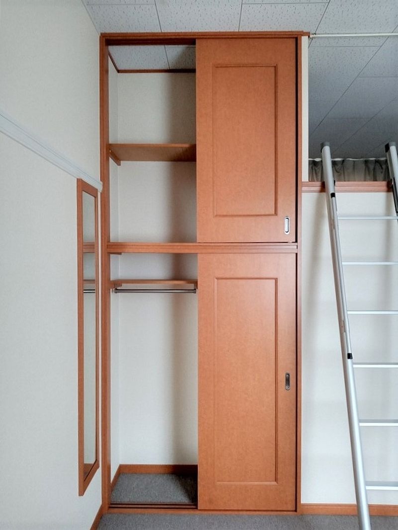 レオパレスアクアフラッツ 収納