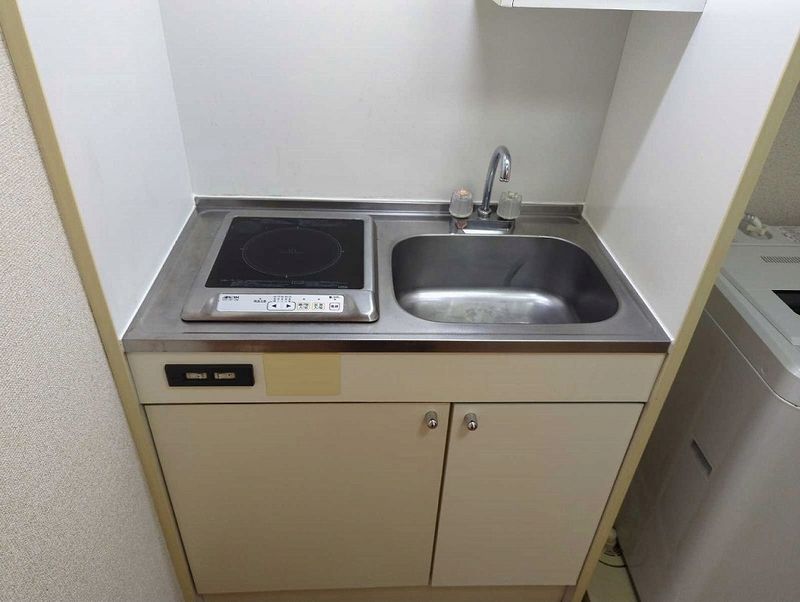 レオパレスＩＺＵＭＩ キッチン