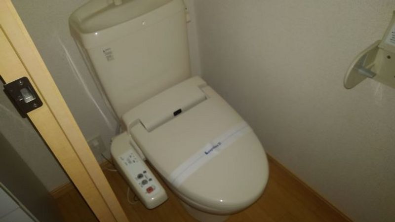 レオパレス金池 トイレ