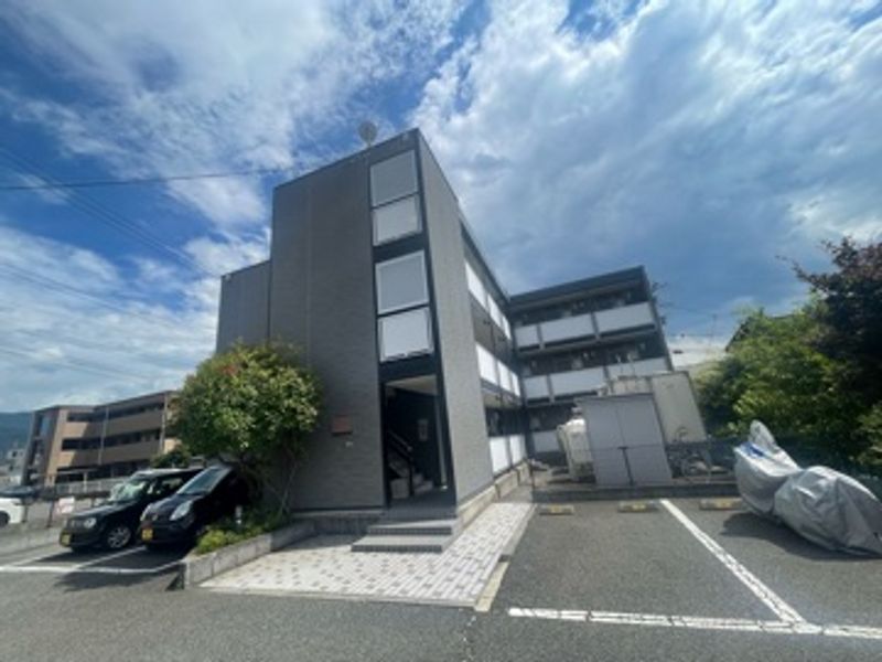 レオパレススターブライト 外観