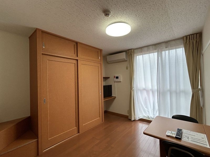 レオパレスエスペランサ 居間