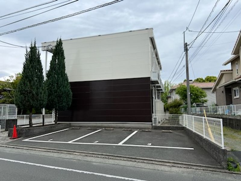 レオパレス東櫛原 外観