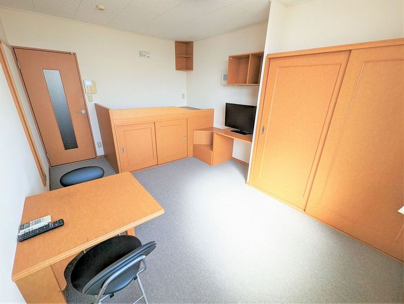 レオパレスオアシス 居間
