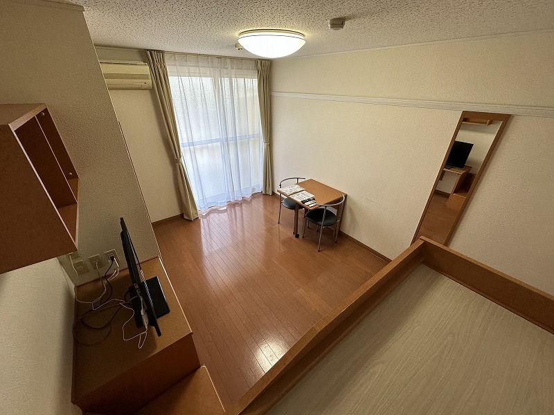 レオパレスグリーンリーフ 寝室