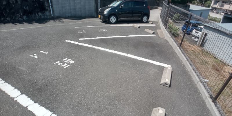 レオネクストサン　フォレスト 駐車場