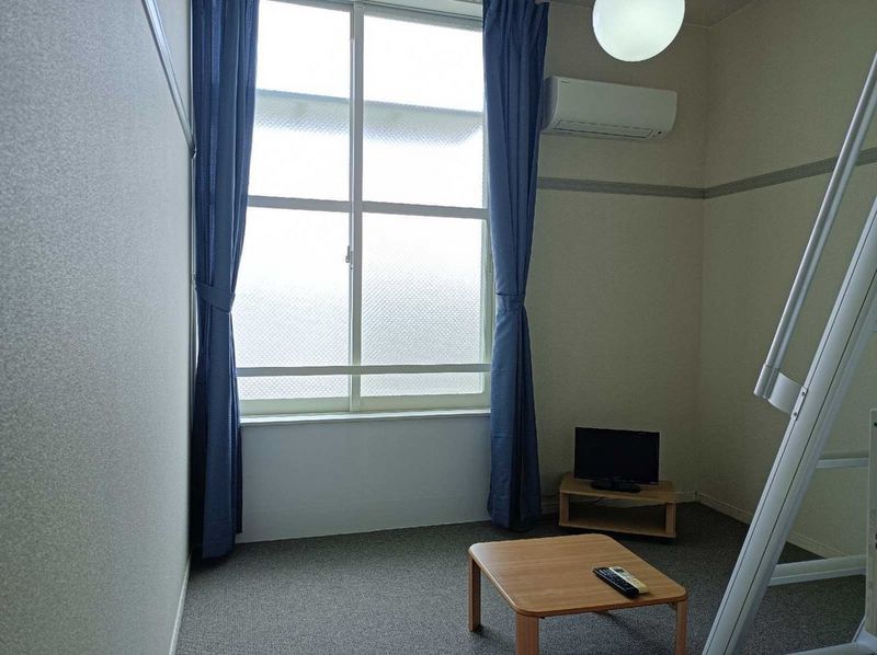 leopalace YHF 거실