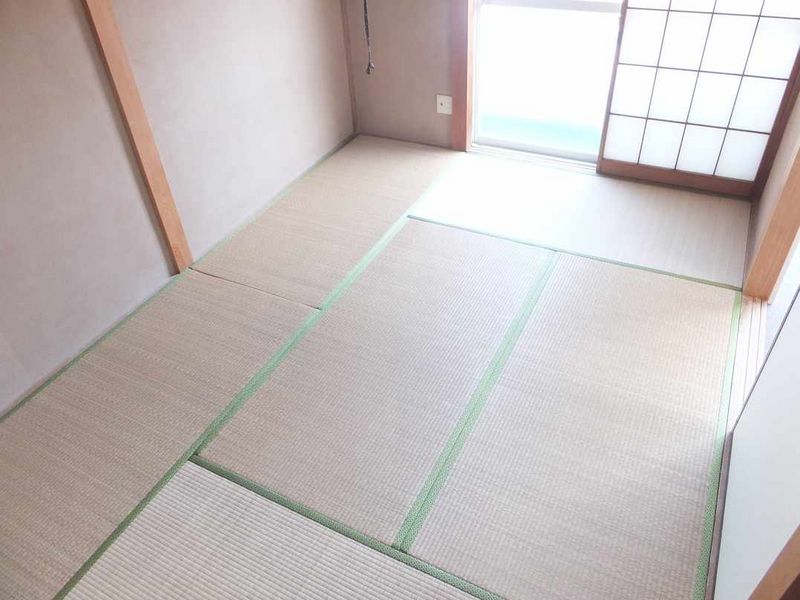 レオパレス永山第２ 居間