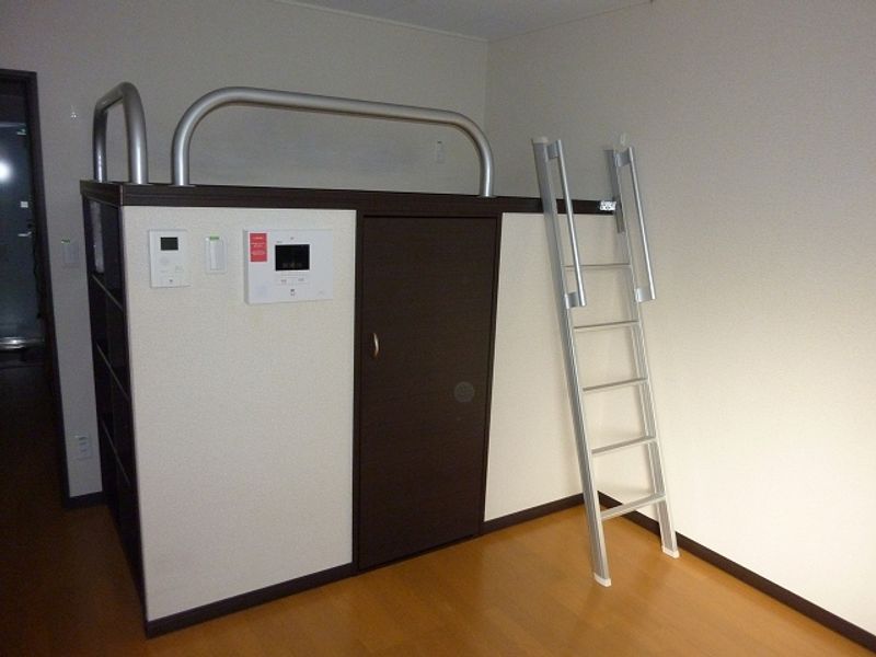 レオネクストタウンコート石塚 収納