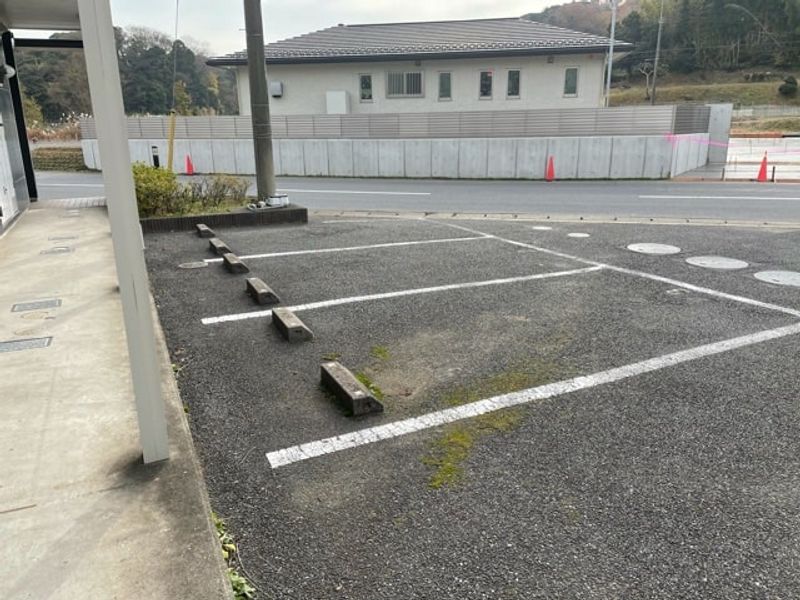 レオパレスコンフォート・Ｔ　Ⅱ 駐車場