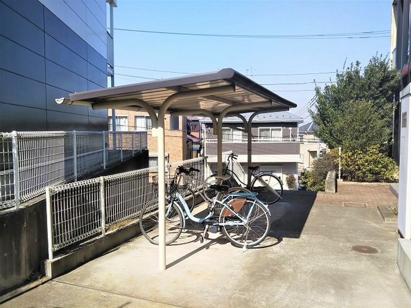 レオパレスホークヒルズⅡ 共用部分