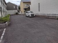 レオパレスシエラ 駐車場