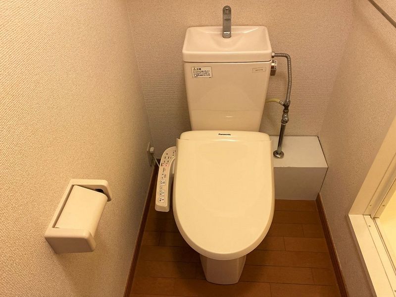 レオパレスミラクルパーク トイレ
