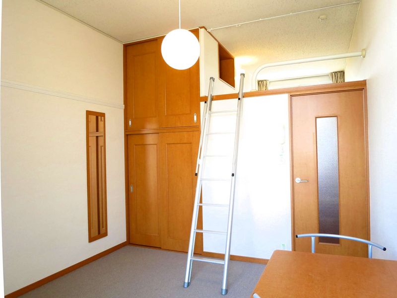 レオパレス霞ヶ関第一 収納