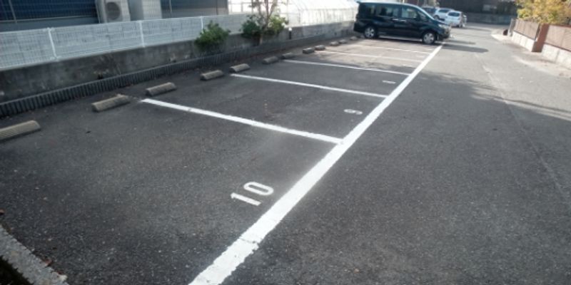 レオパレス翔 駐車場