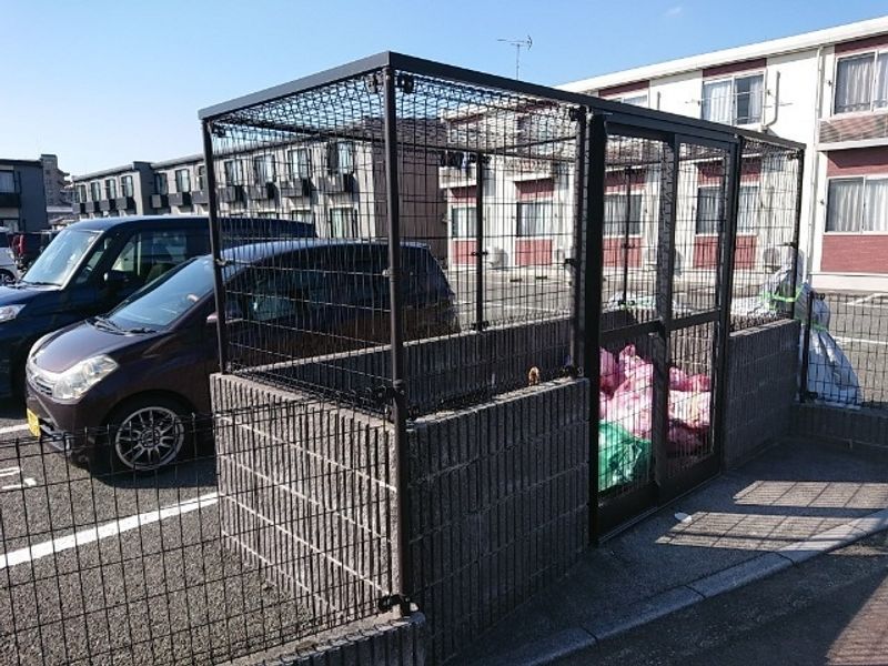 レオパレス花見が丘　Ｋ　Ｍ 共用部分