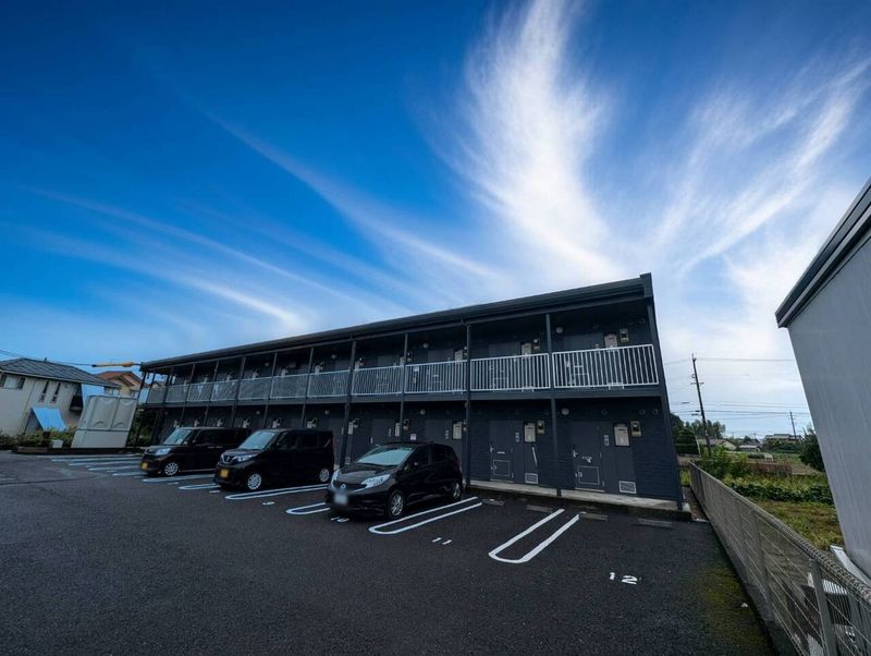 レオパレス神戸 駐車場