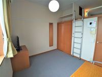 レオパレスグリーンステージ大宮 居間