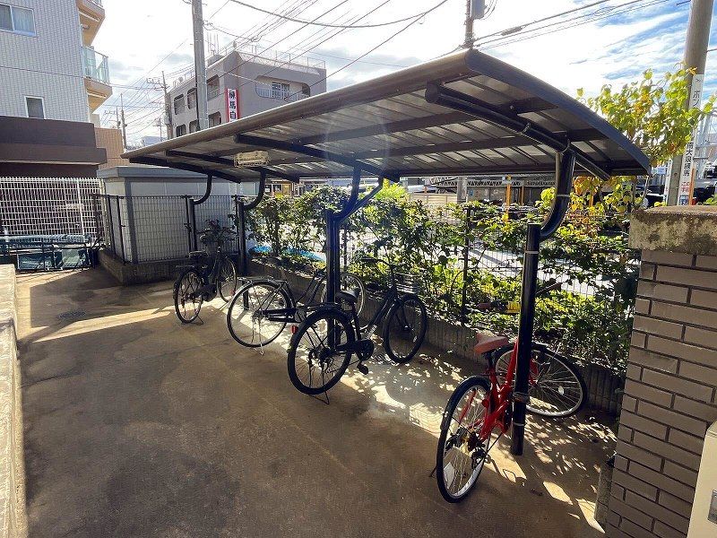 レオパレス小関 共用部分