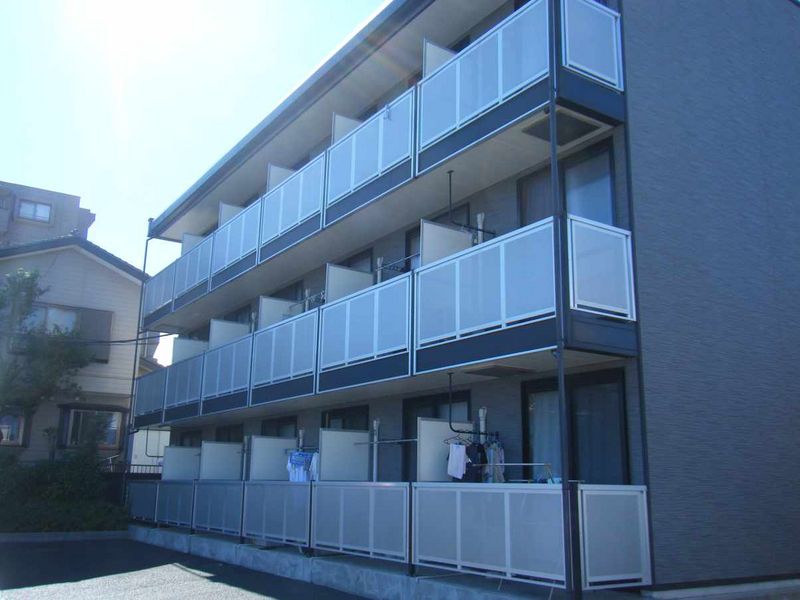 レオパレスルピナス 外観
