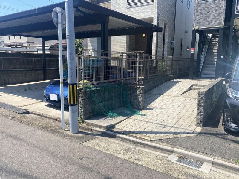 レオパレス五女子 エントランス