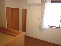 レオパレスやまぶき 寝室