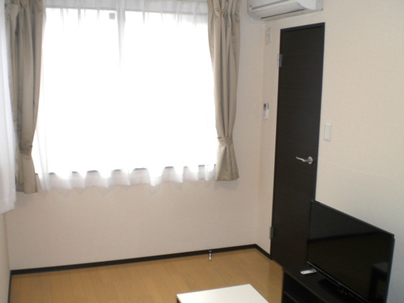 クレイノ壱番館 居間