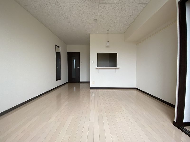レオネクストアステラス加茂 居間
