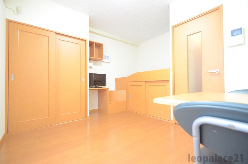 leopalace Final Court 거실