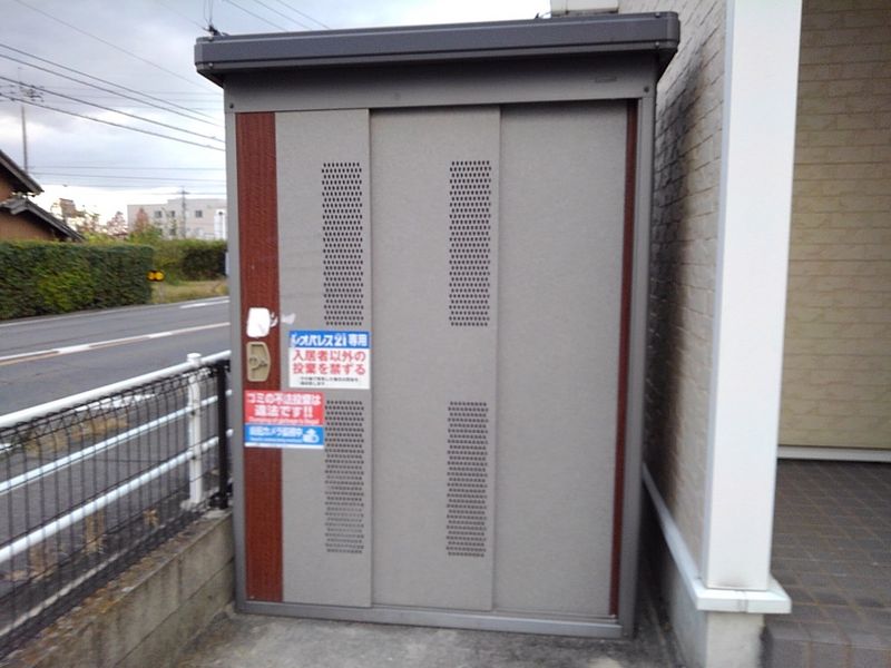 レオパレスアーク 共用部分